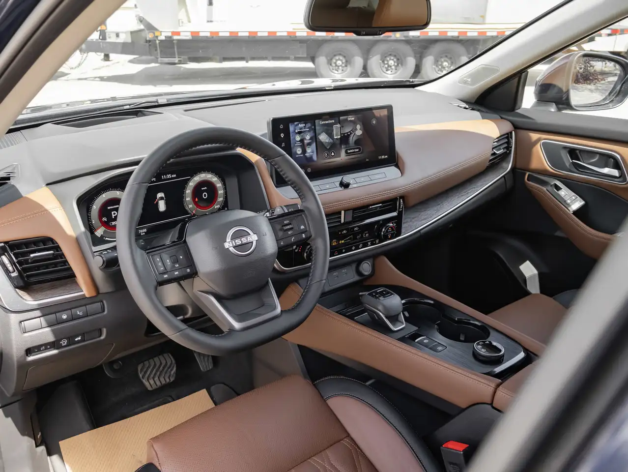 Nissan Rogue снимка Nissan Rogue