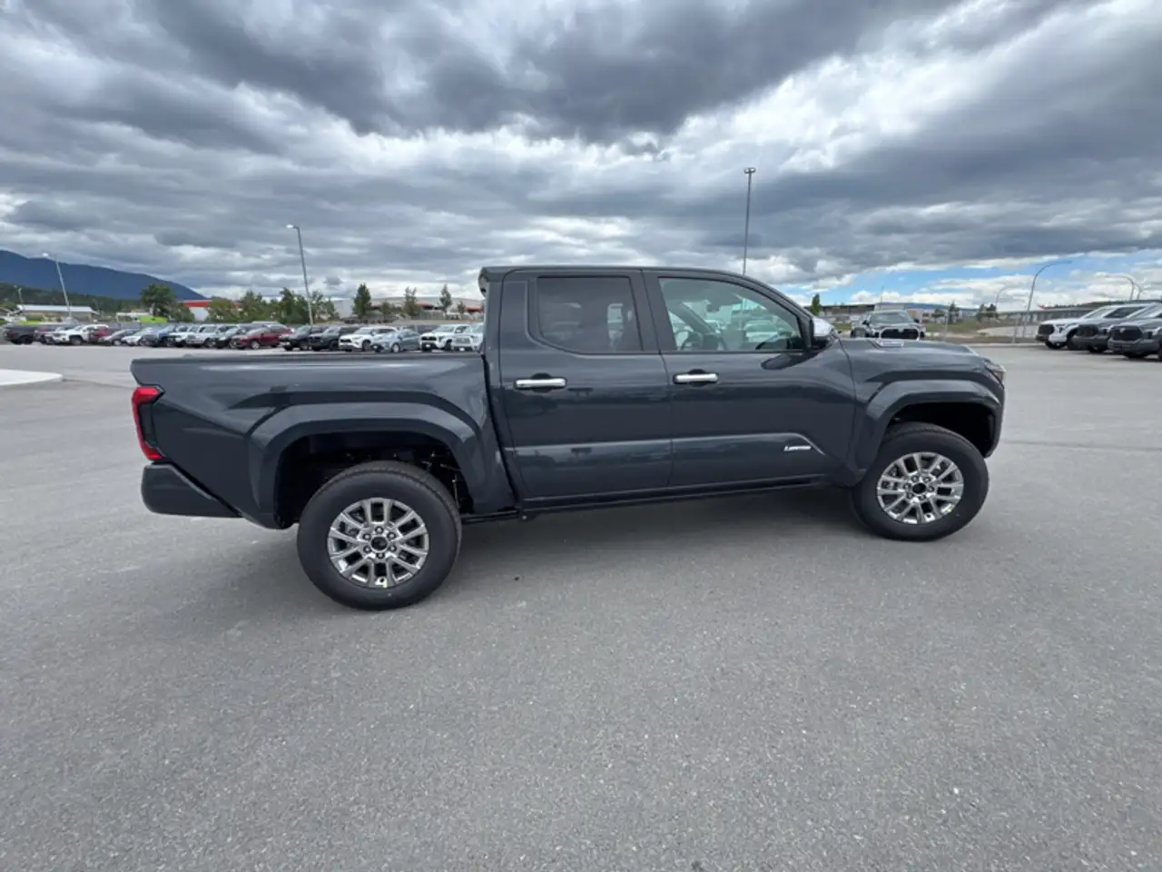 Toyota Tacoma снимка Toyota Tacoma