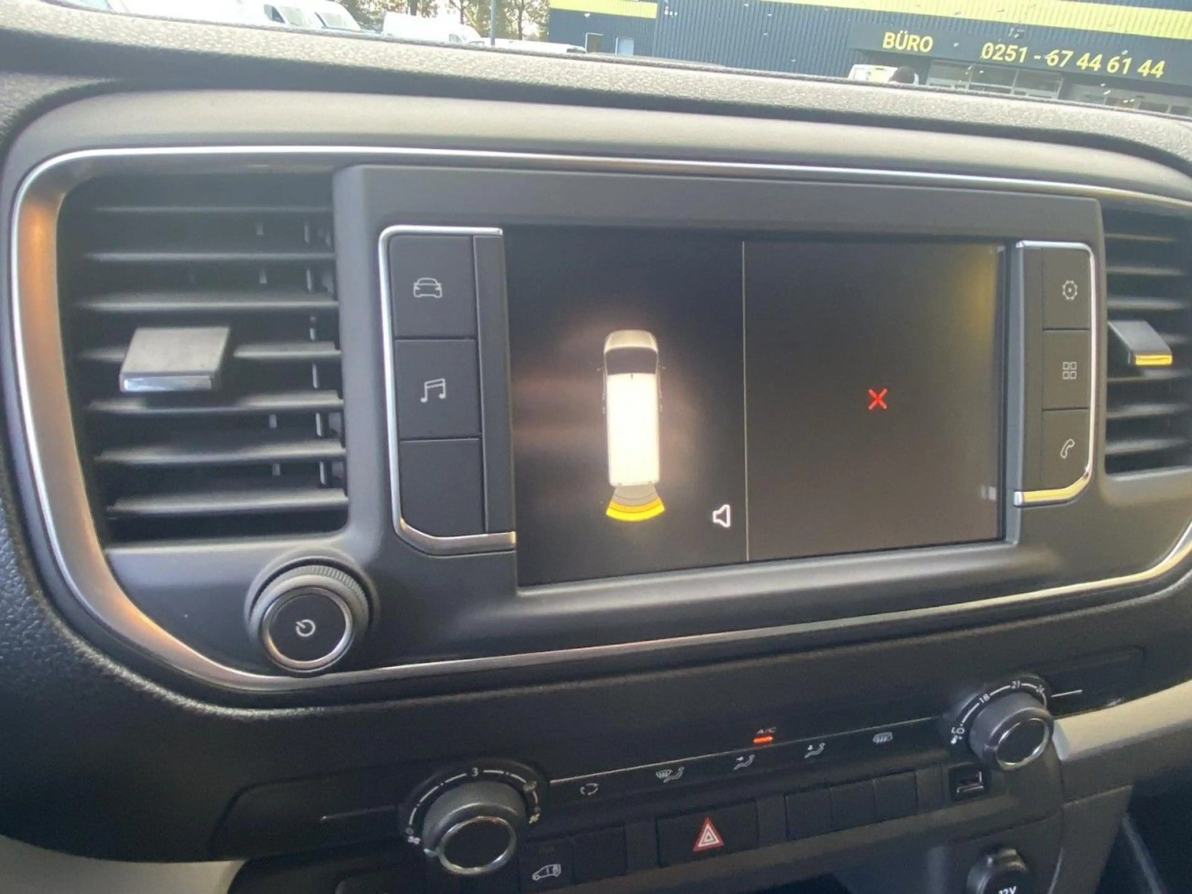 Opel Vivaro e Cargo M Edition 75kWh — photo 14