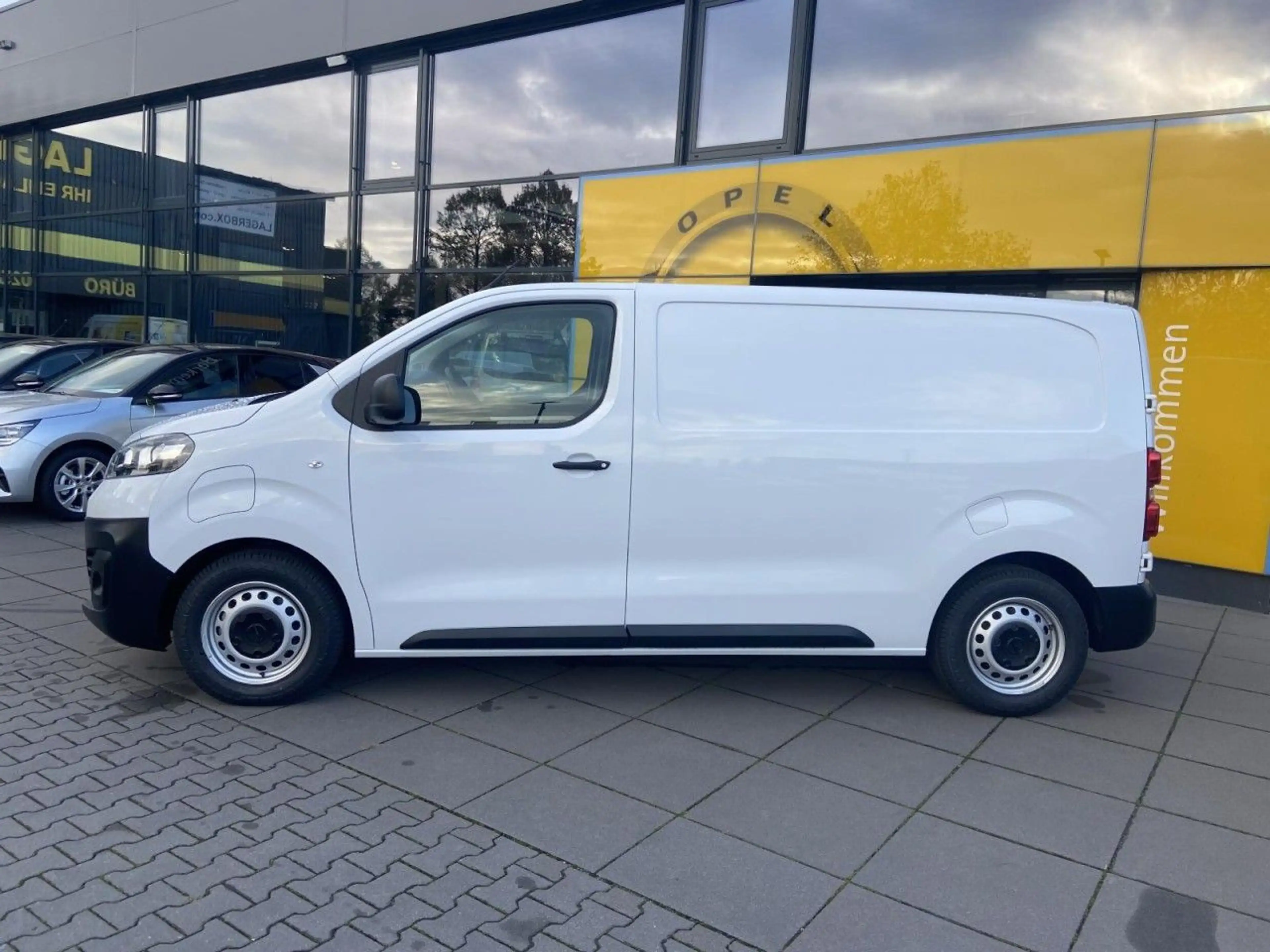 Opel Vivaro e Cargo M Edition 75kWh — photo 3