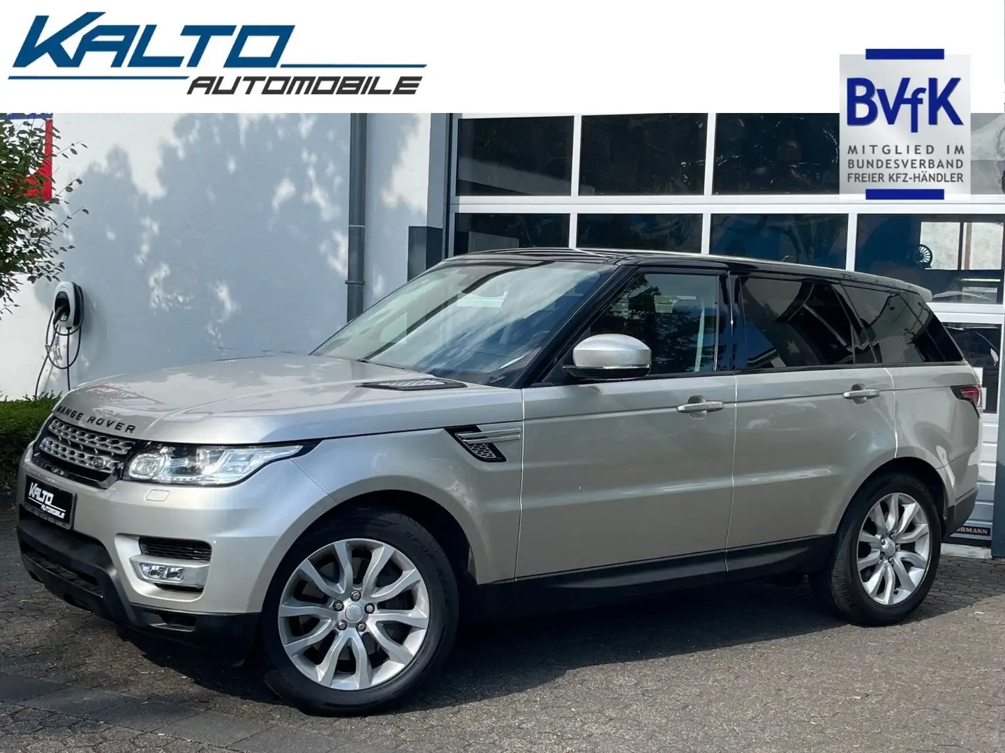 Land Rover Range Rover Sport 3.0 SDV6 Leder, Navi,Xen,R-Kam Beige - 2
