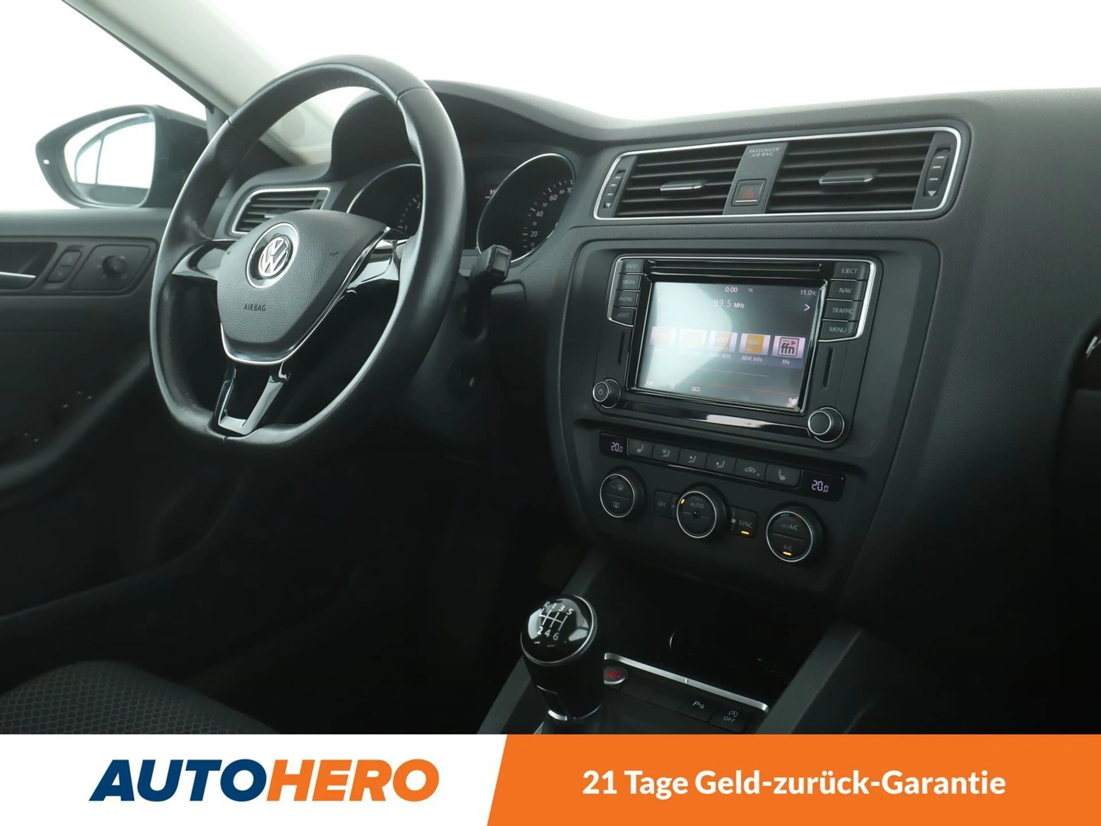 Volkswagen Jetta 2.0 TDI BM*NAVI*XENON*PDC*SHZ*KLIMA*GARANTIE* — photo 13