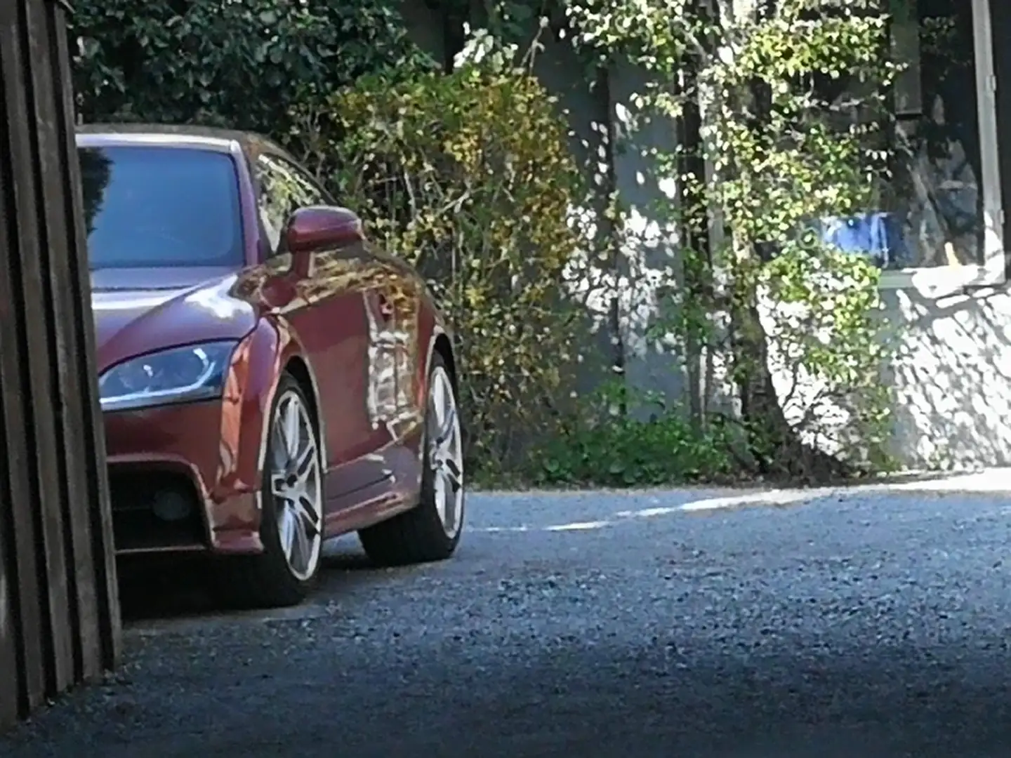 Audi TT TT Coupé 2.0 TDi Quattro S line DPF Rouge - 1