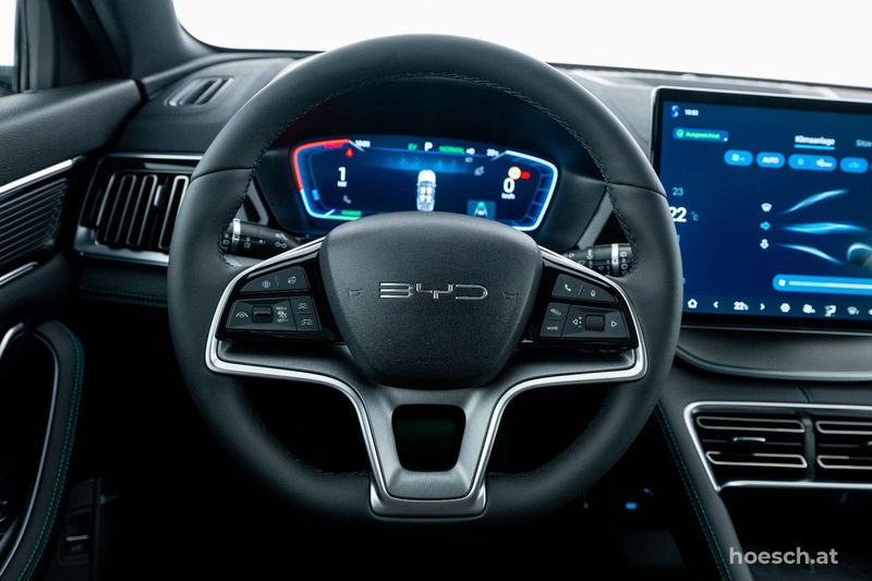 BYD Seal U DM-i COMFORT 26,6 kWh PANO LEDER NEUWAGEN — photo 6