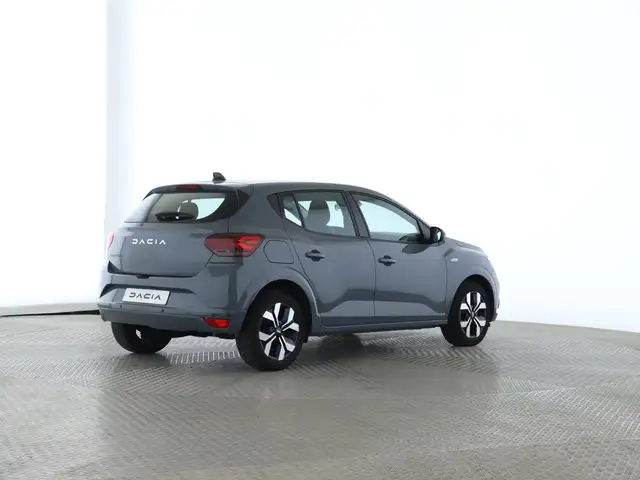 Dacia Sandero view 7