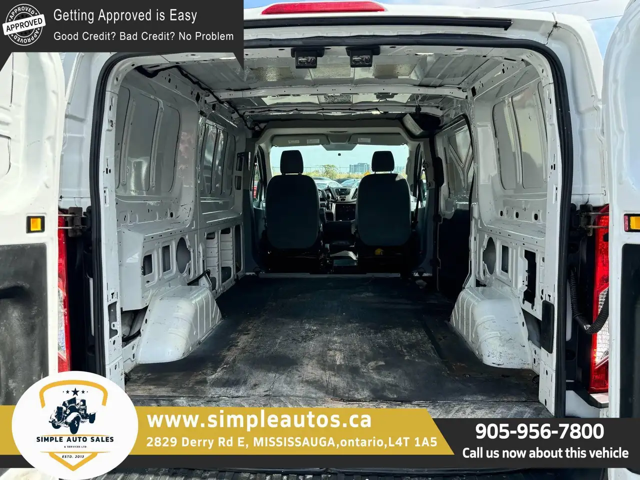 Ford Transit Cargo Van снимка Ford Transit Cargo Van