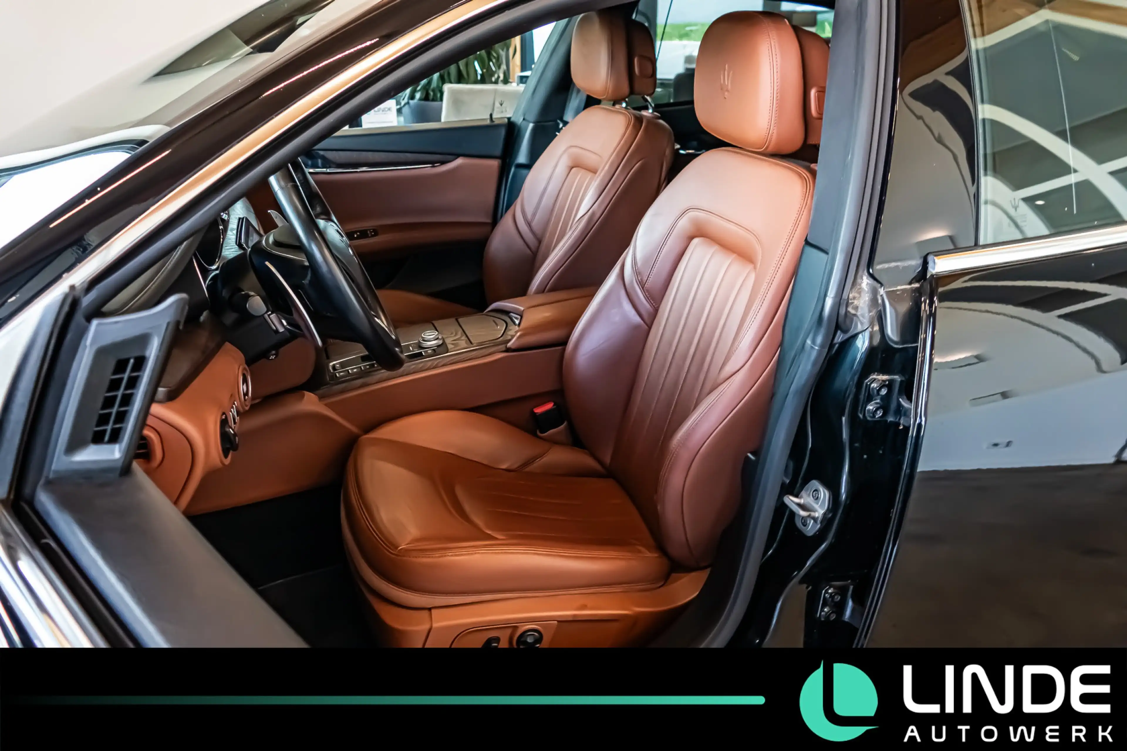 Maserati Quattroporte S Q4| MATRIX|H-K|KEYLESS|RFK|ACC — photo 14