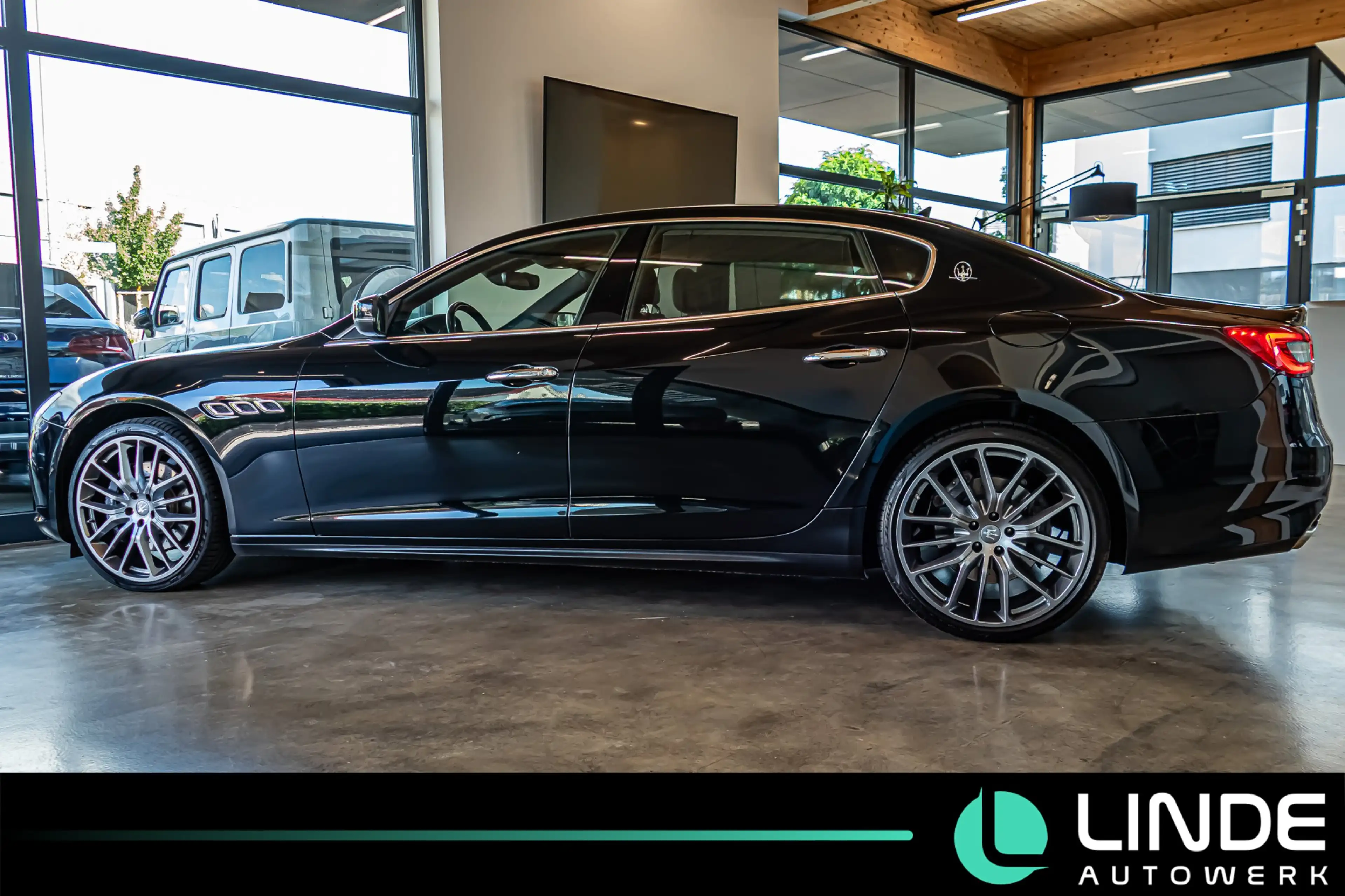 Maserati Quattroporte S Q4| MATRIX|H-K|KEYLESS|RFK|ACC — photo 2