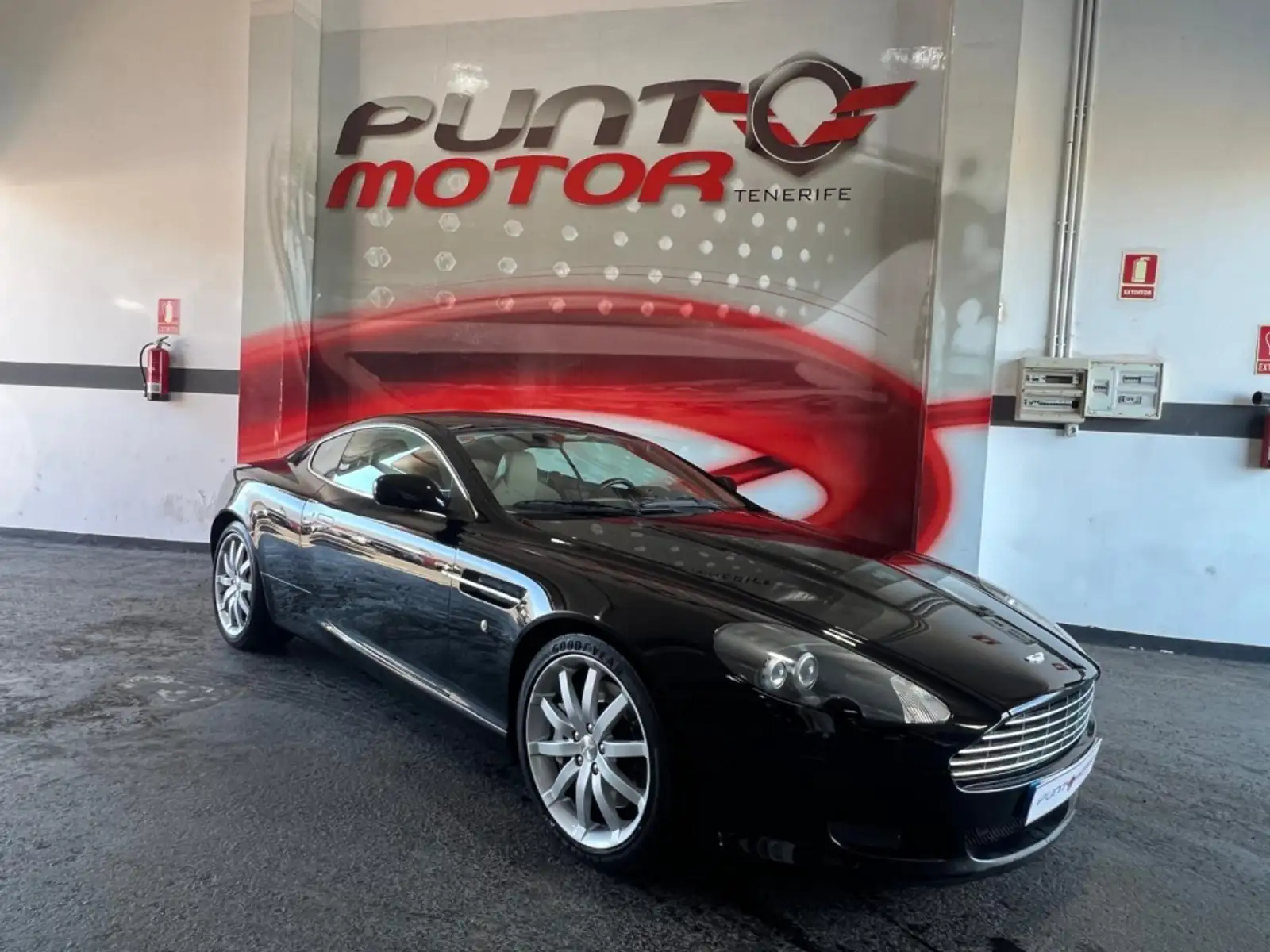 Aston Martin Volante Aut.