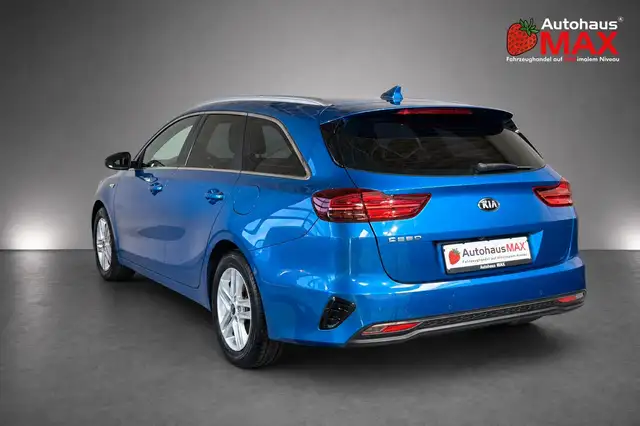 Kia Ceed view 3