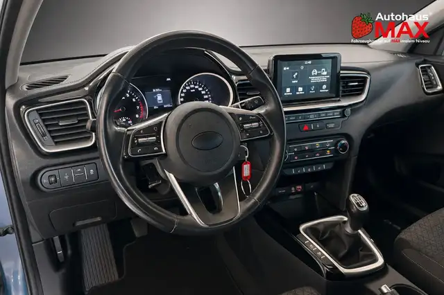 Kia Ceed view 13
