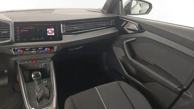 Audi A1 view 13