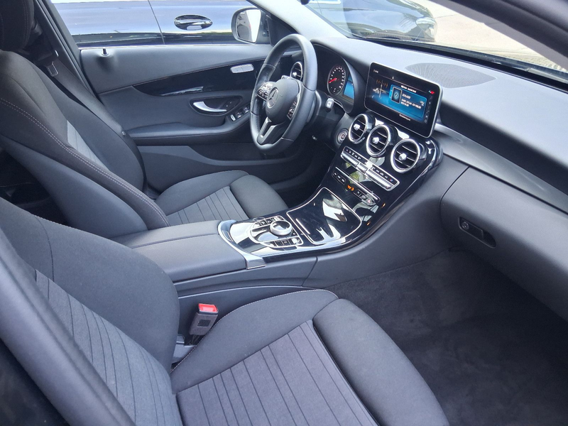 Mercedes-Benz C 220 d T Modell mit AVANTGARDE Motorhaube — photo 13