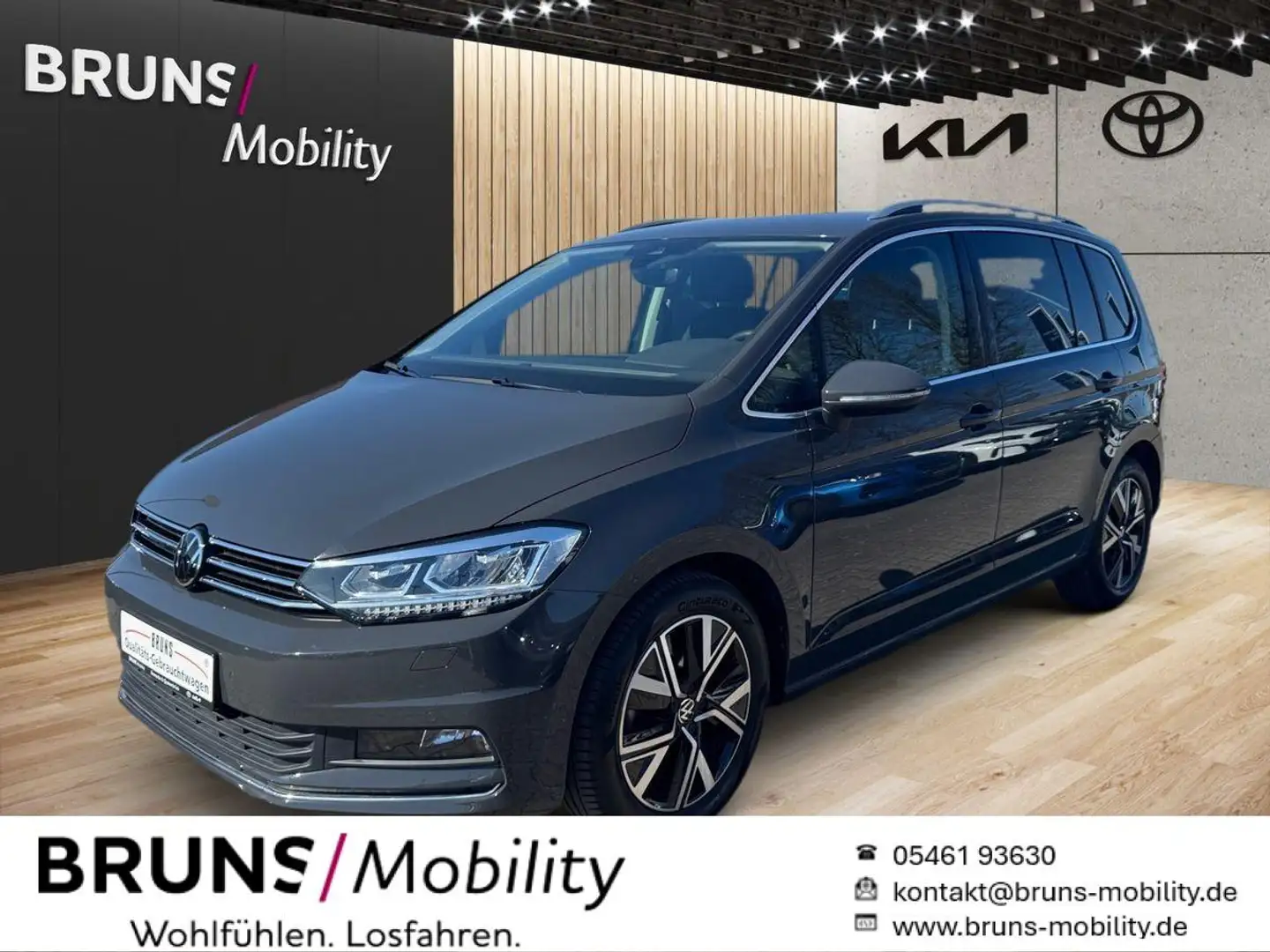 Volkswagen Touran 1.5 TSI Kamera TWW Sitzheizung AHK PDC Grijs - 1