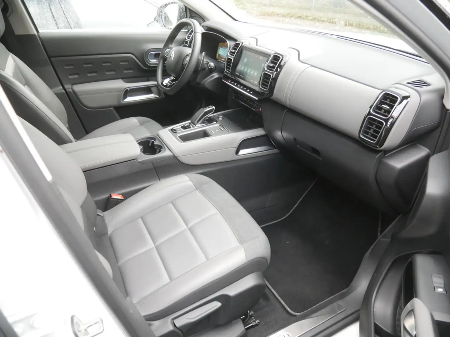 Citroen C5 Aircross Hybrid 225 S&S e-EAT8 Shine Pack Weiß - 2