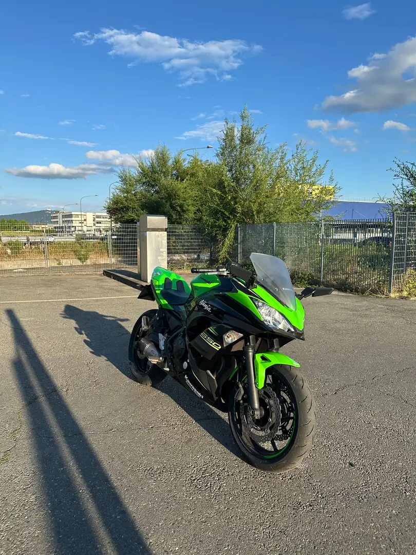 Kawasaki Ninja 650 KRT EDITION Vert - 2