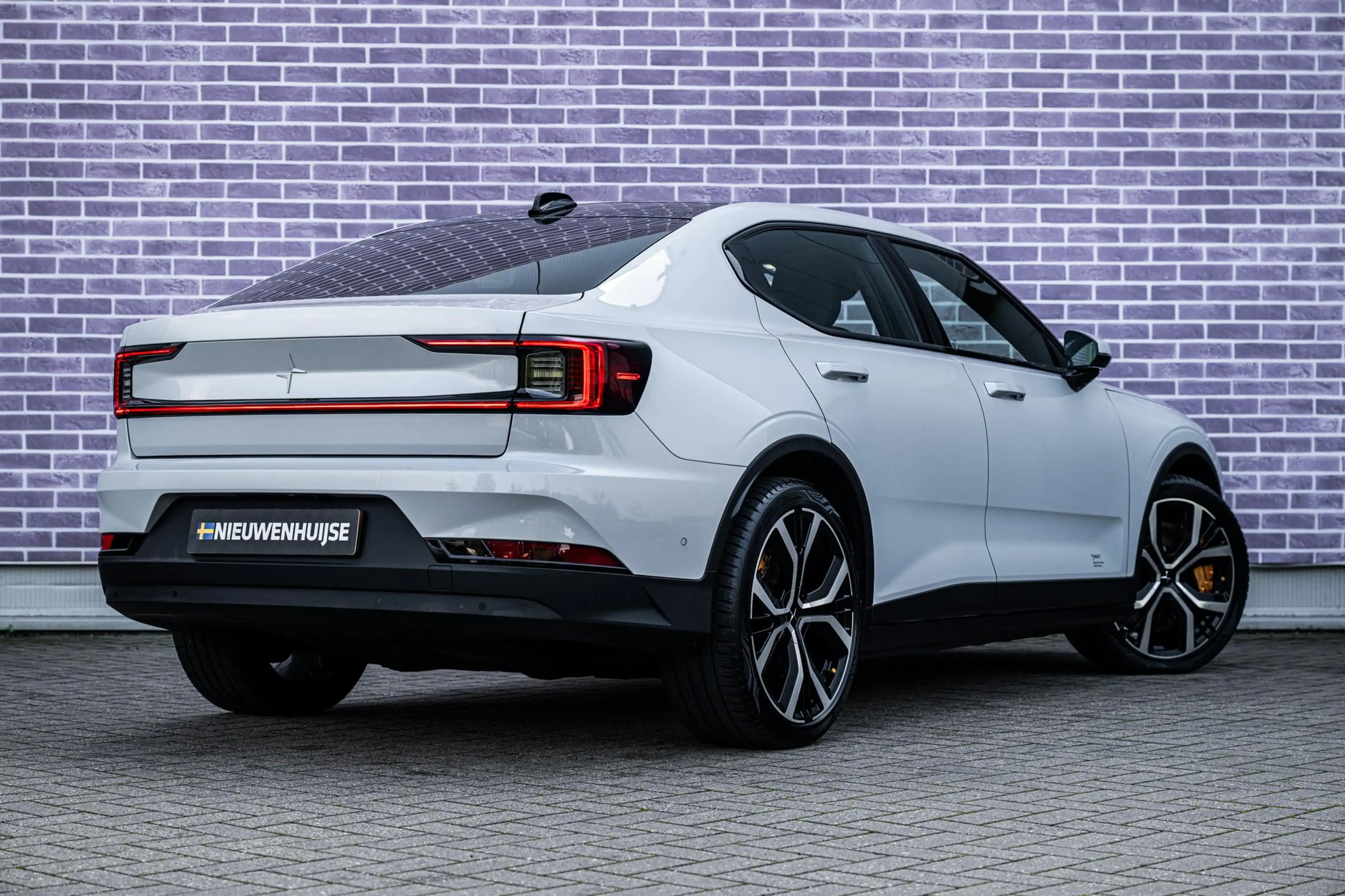 Polestar 2 Long Range Dual Motor Launch Edition 78kWh | Perfo — photo 2