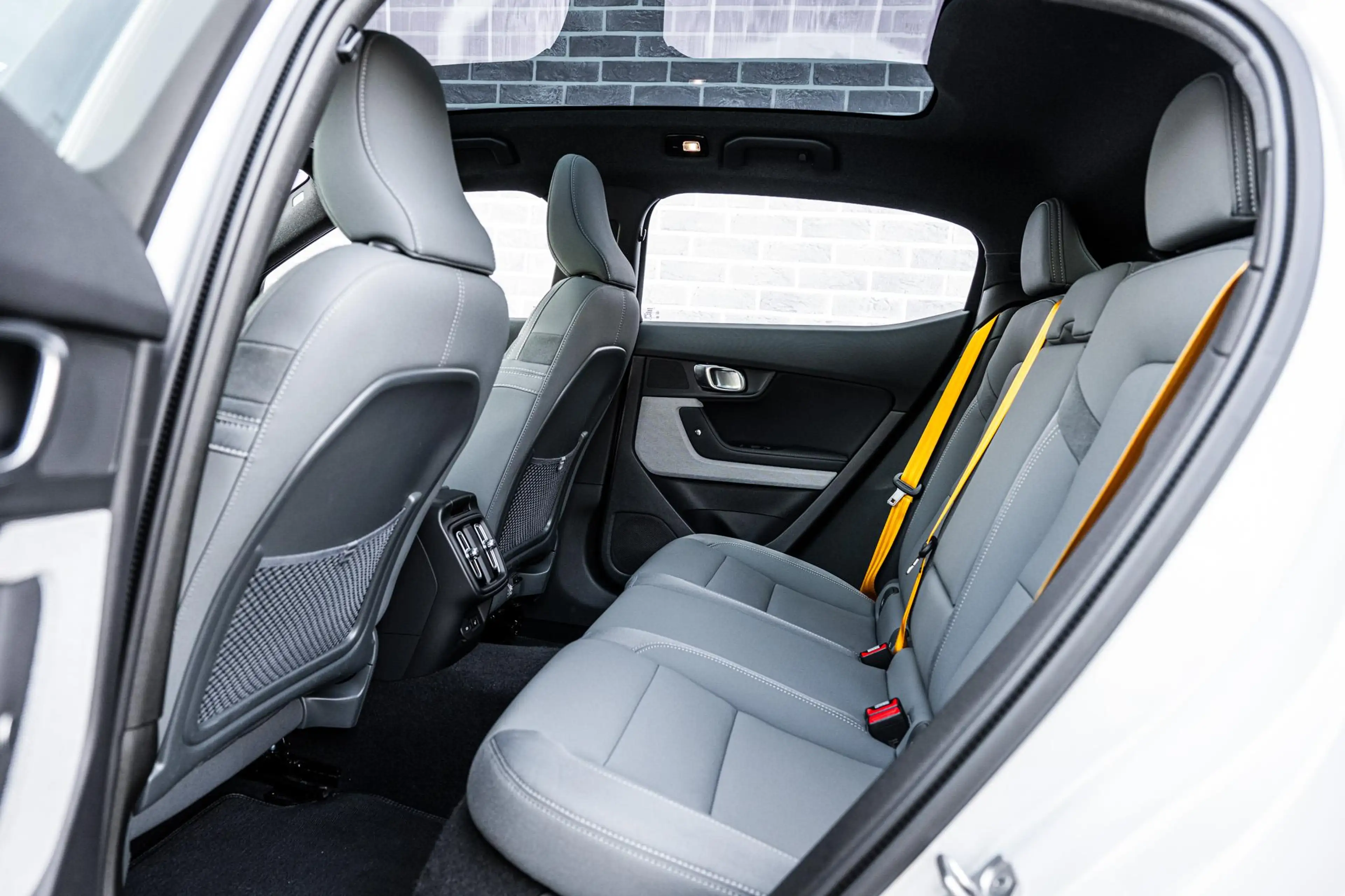 Polestar 2 Long Range Dual Motor Launch Edition 78kWh | Perfo — photo 8