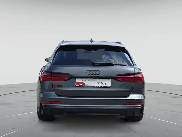 Audi S6 view 7