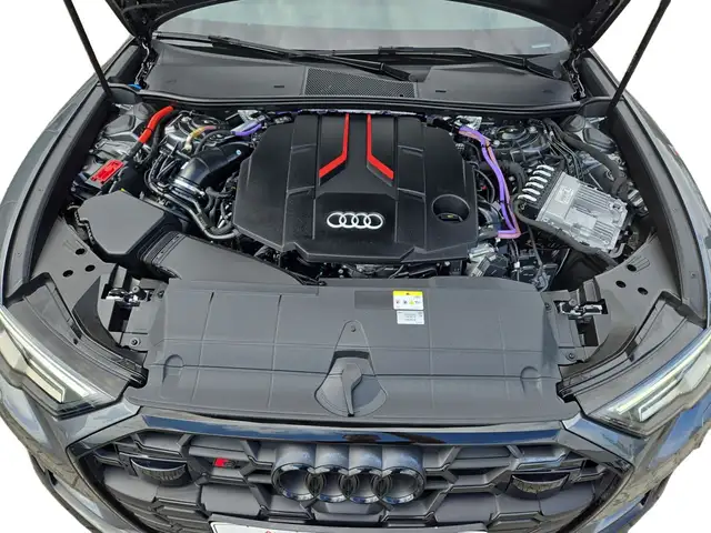 Audi S6 view 12