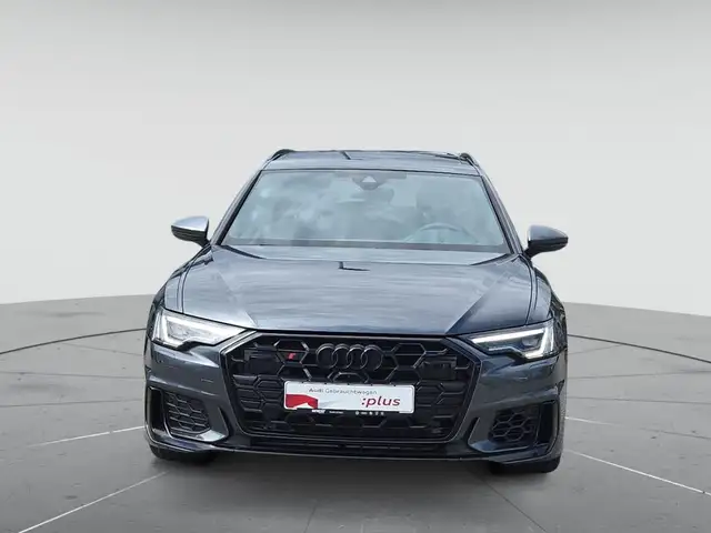 Audi S6 view 2