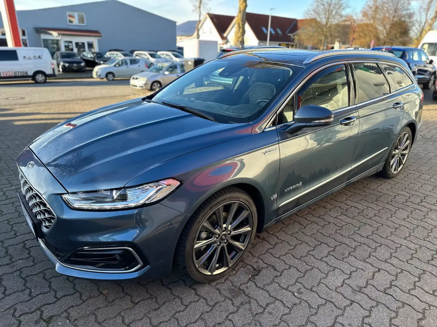 Ford Mondeo Turnier Hybrid Vignale/NAVI/PANO/ACC/SHZ Bleu - 2