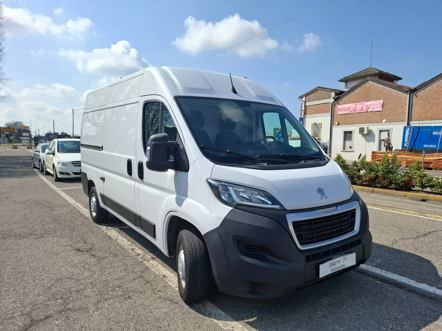 Peugeot Boxer 30 2.2 BlueHdi 140cv PM-TM Blanco - 1