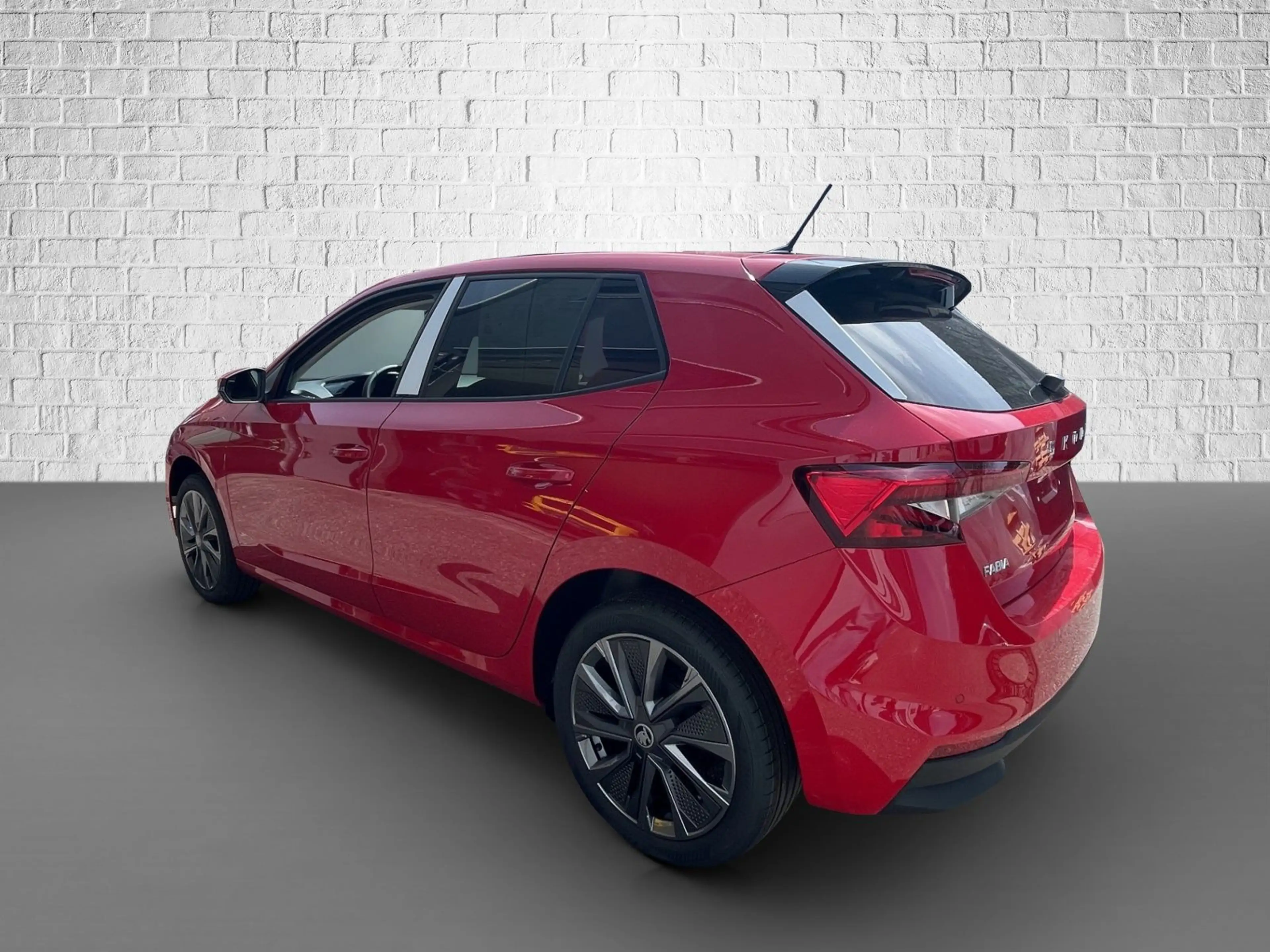 Skoda Fabia 1.0 TSI Schaltgetriebe - Balance — photo 3