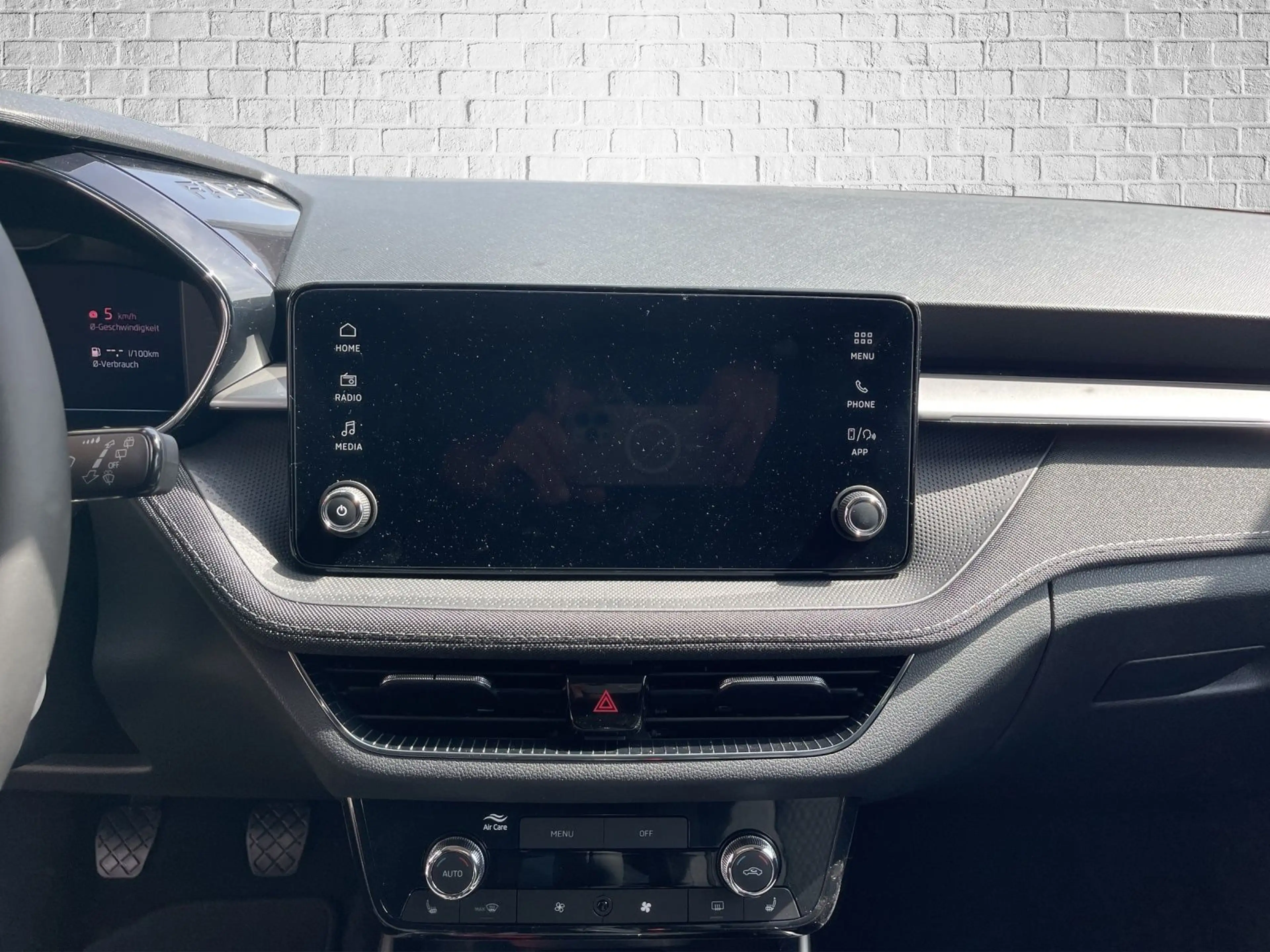 Skoda Fabia 1.0 TSI Schaltgetriebe - Balance — photo 15