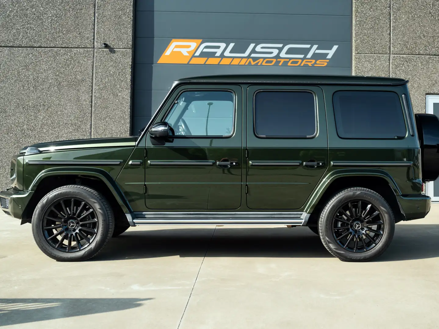 Mercedes-Benz G 350 G 350 d 9G-TRONIC AMG Line Vert - 2
