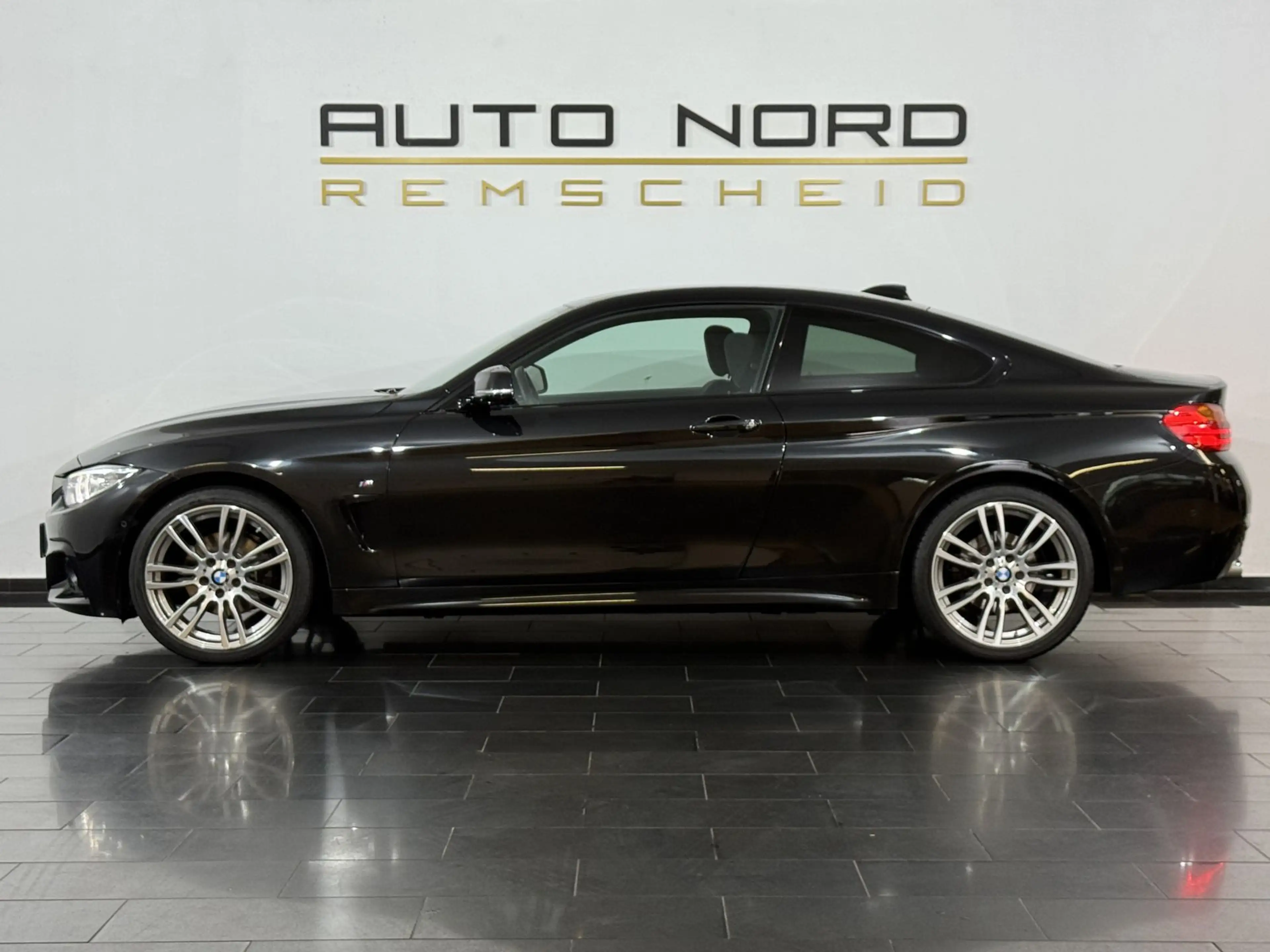 BMW 420 d xDrive M-Sport*H&K*HeadUP*Kamera*KeyGo* — photo 11