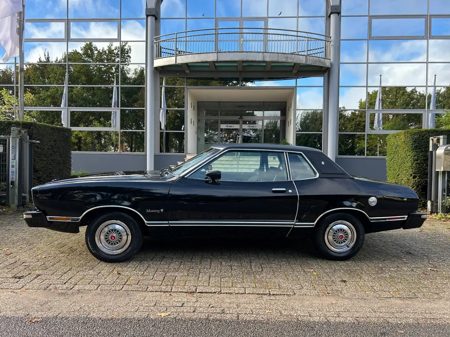Ford Mustang USA 2.8 V6 Fastback automaat zeer mooi Noir - 2