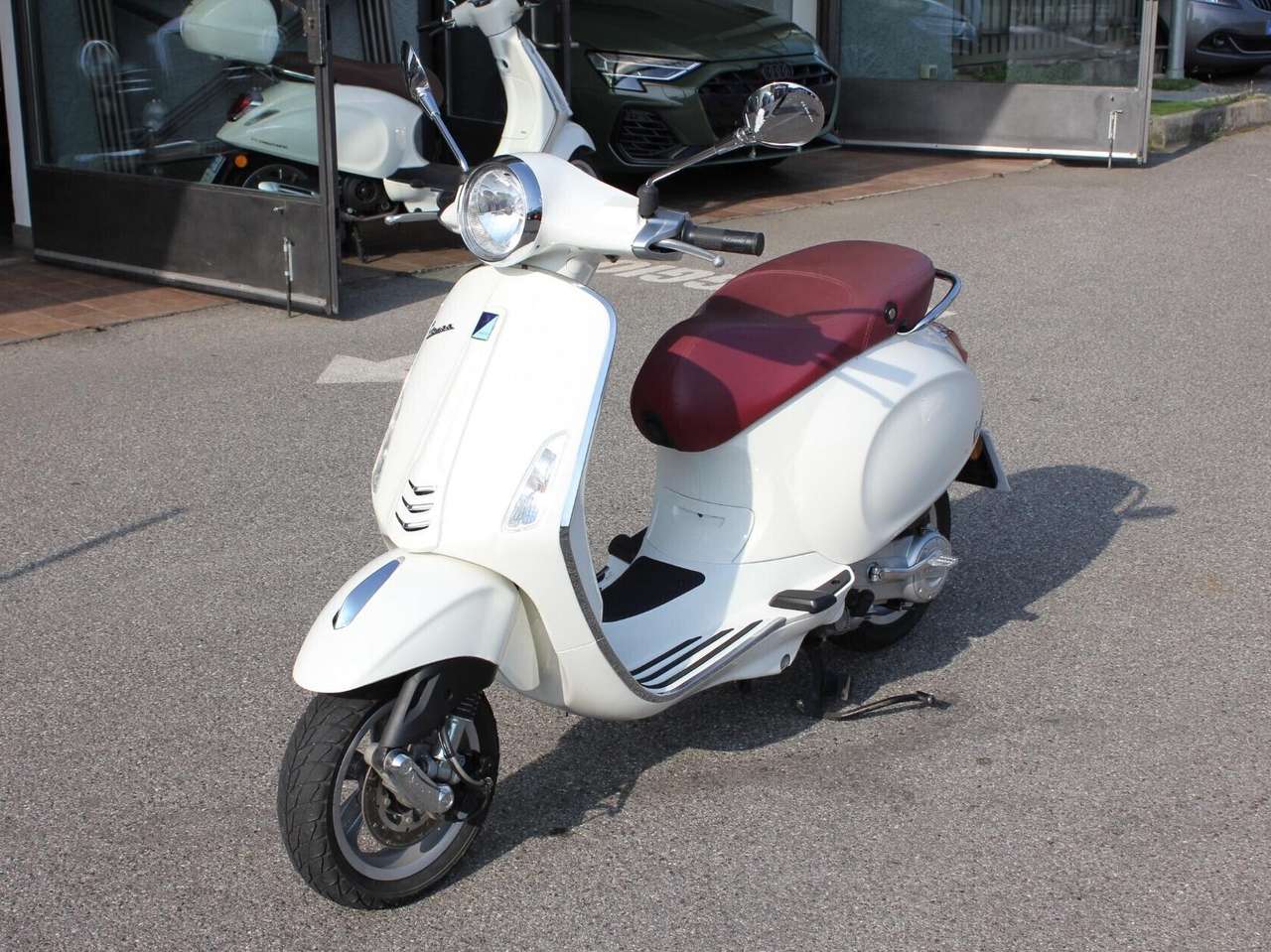 Vespa 50 Piaggio Vespa 50 Primavera 4T POCHISSIMI KM!!