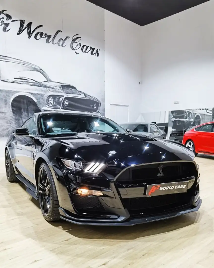 Ford Mustang Shelby V8 5.2 GT500 Negro - 1