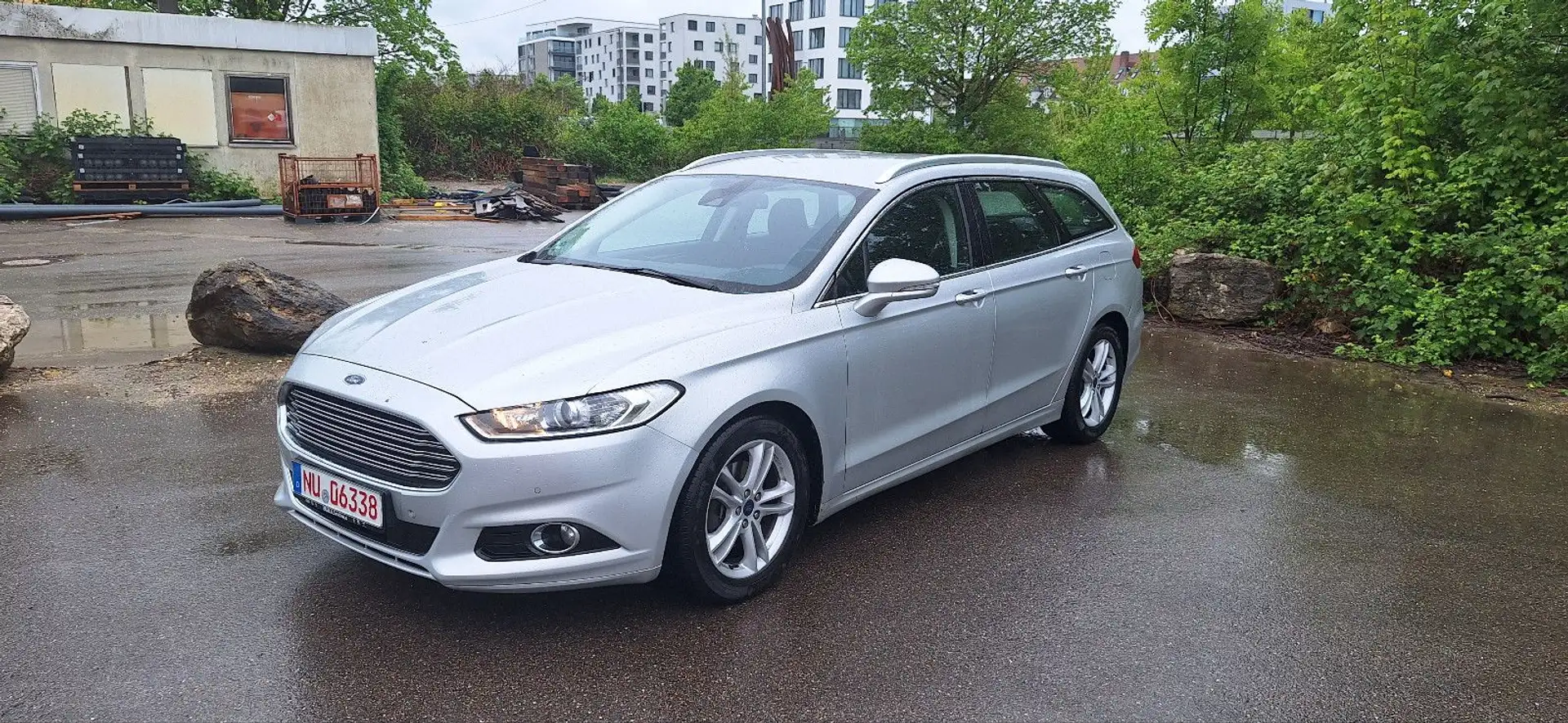 Ford Mondeo Turnier Titanium Silber - 1