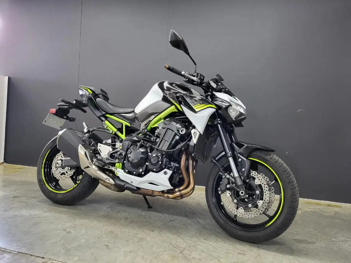 Kawasaki Z 900 - 1