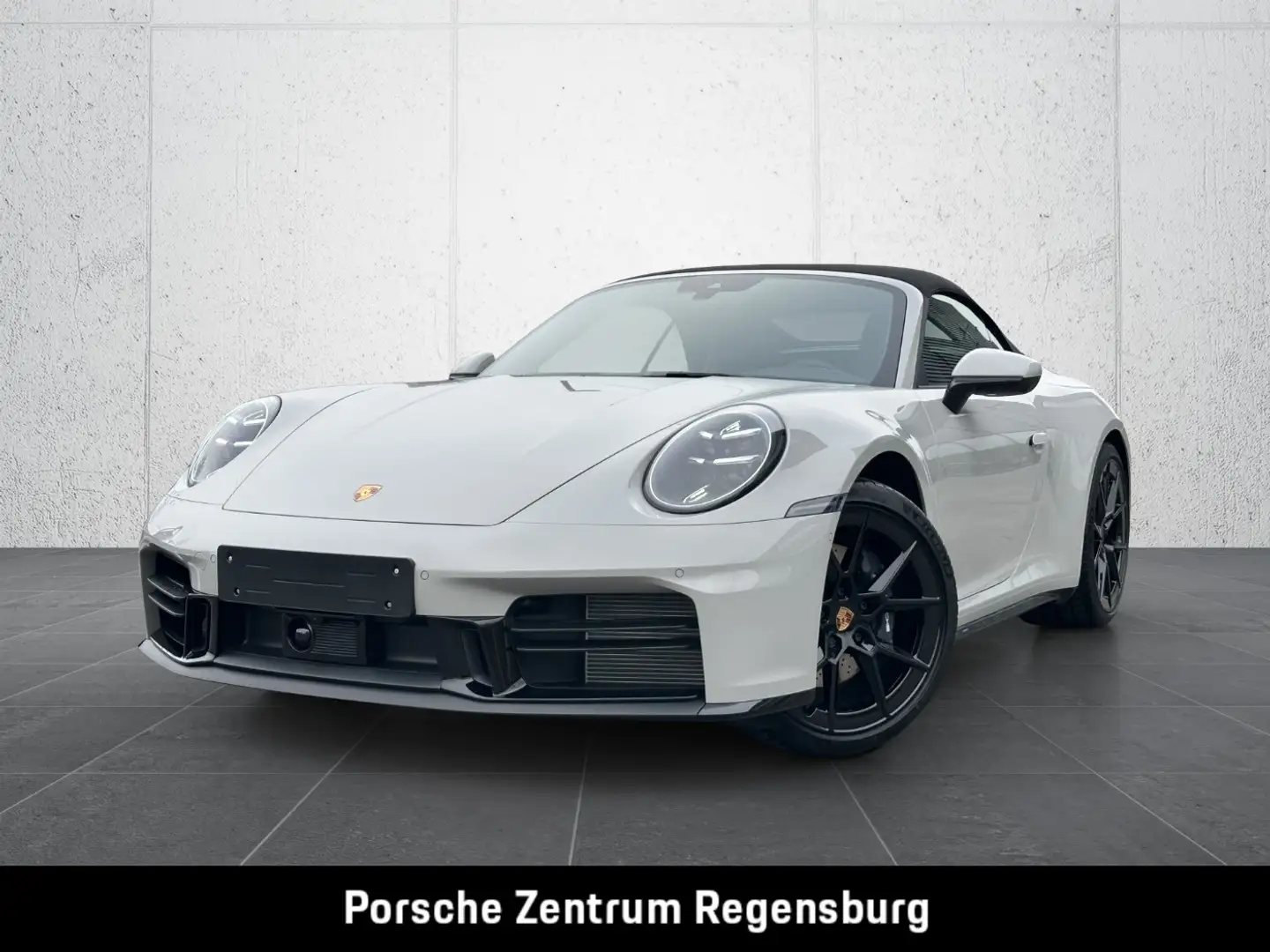 Porsche 992 911 Carrera Cabriolet BOSE Surround View - 2