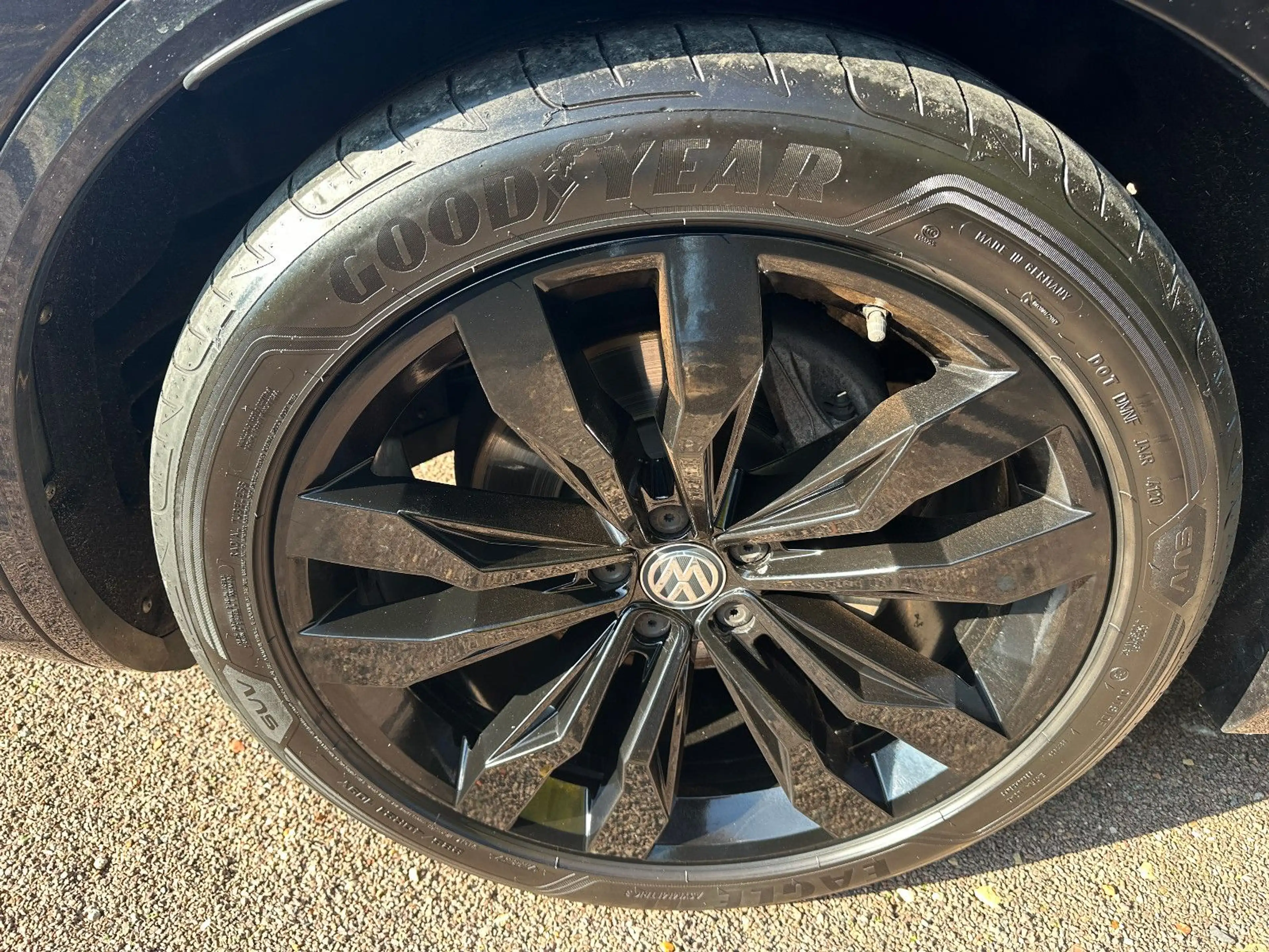 Volkswagen Touareg R-Line Pano AHK WR Nacht Dynaudio — photo 12