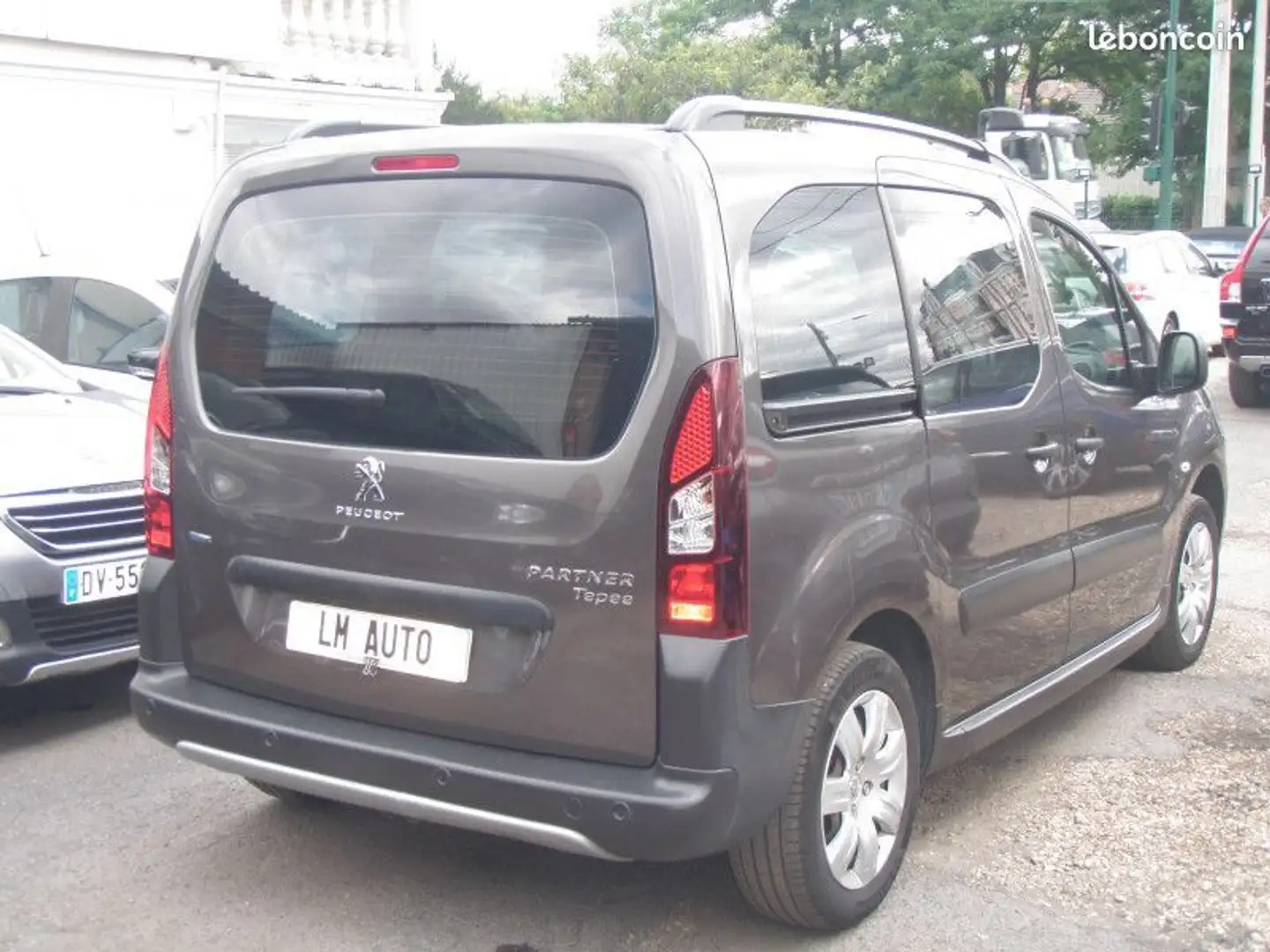 Peugeot Partner Tepee II (3) 1.2 PURETECH 110 S&S OUTDOOR Gris - 2