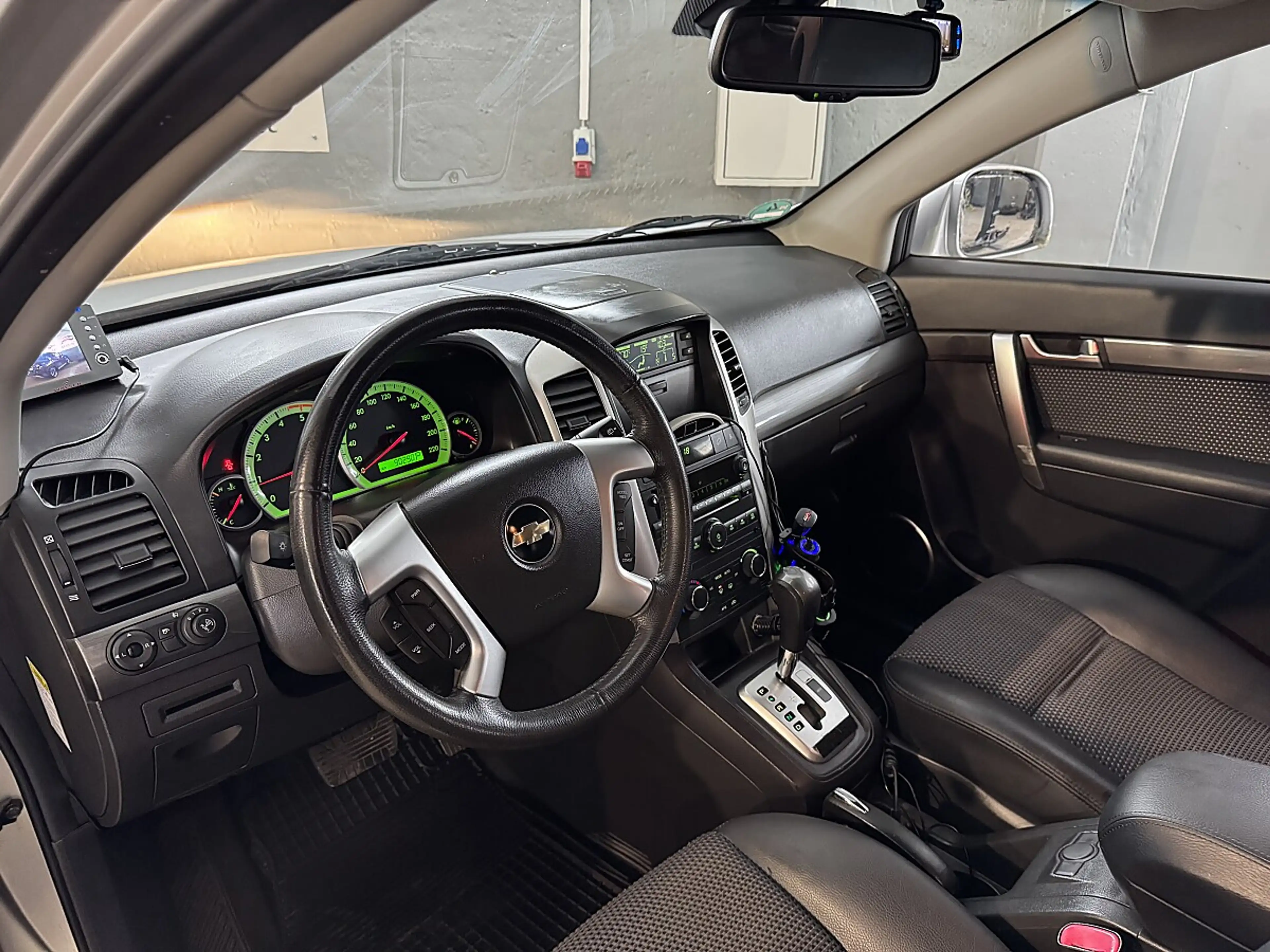 Chevrolet Captiva LT "Luxus" 2,0 Ds. Aut. 4WD — photo 15