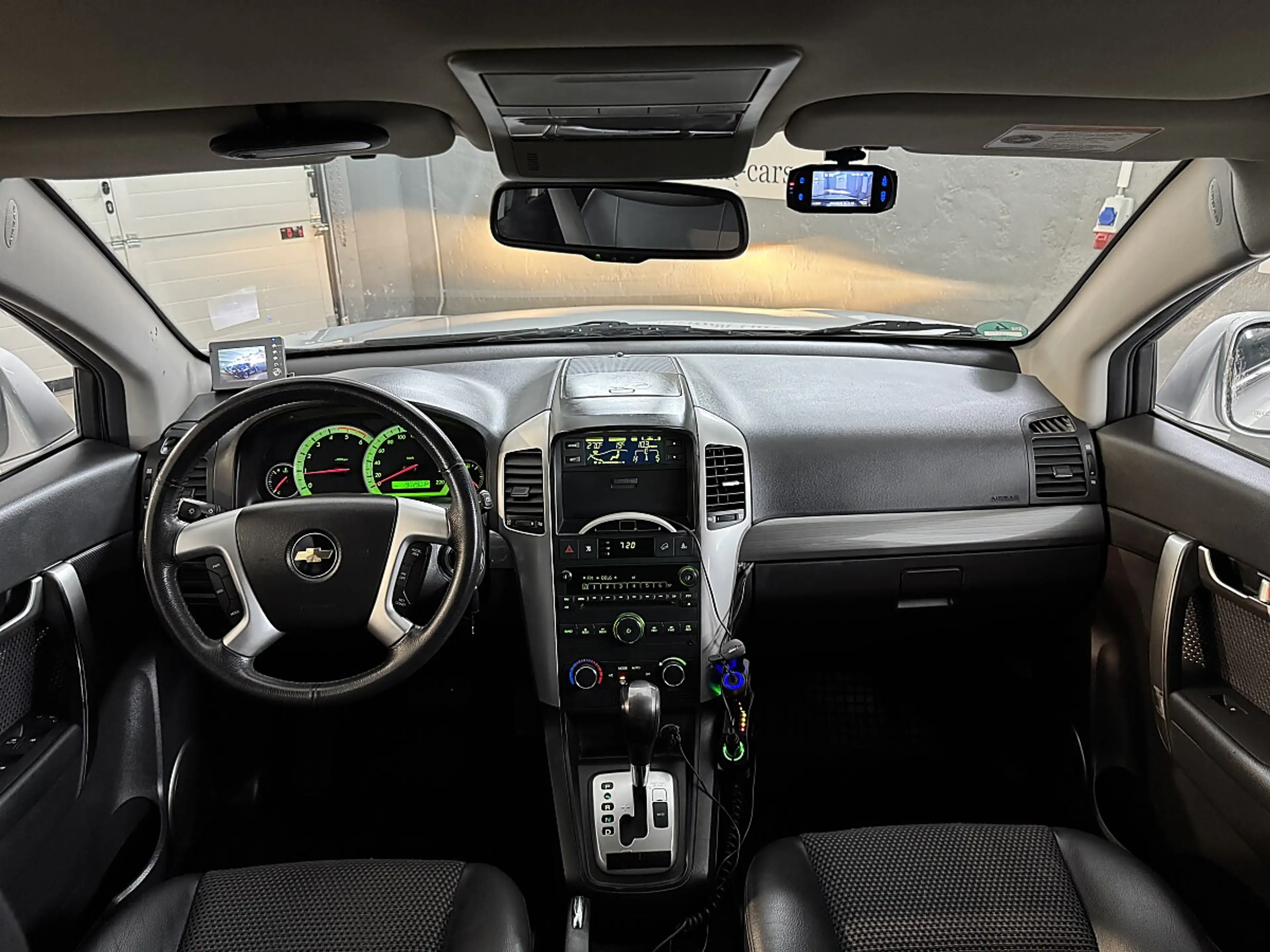 Chevrolet Captiva LT "Luxus" 2,0 Ds. Aut. 4WD — photo 14