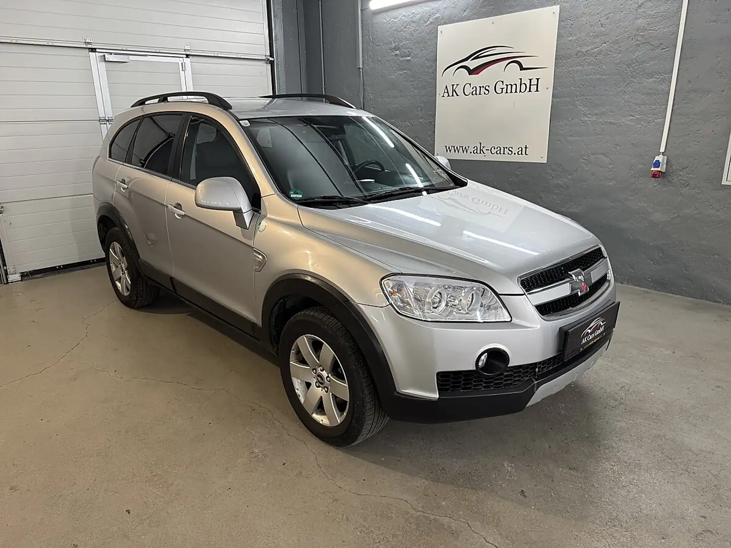 Chevrolet Captiva 2,0 Diesel Aut. 4WD Grau - 2