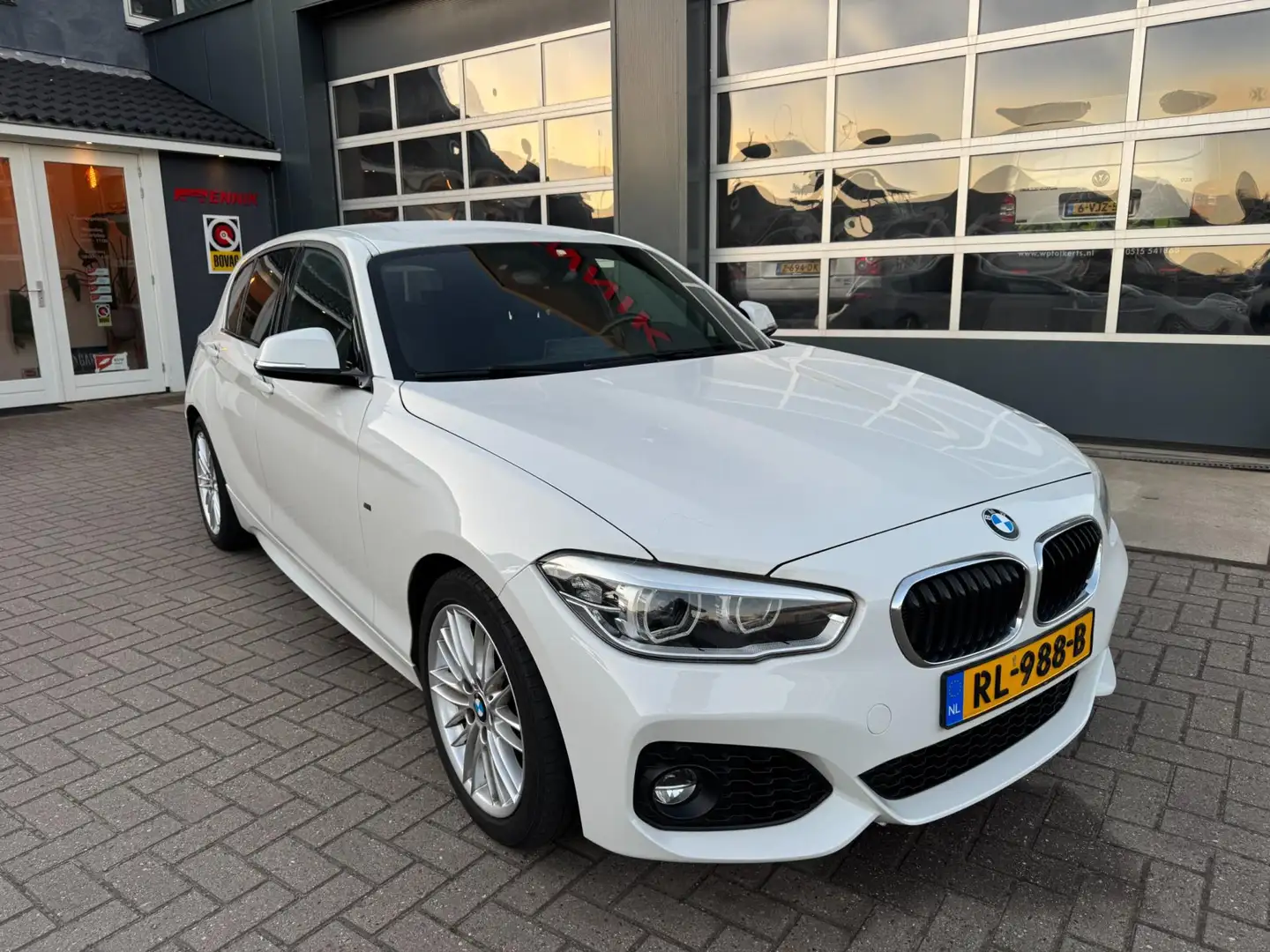 BMW 118 1-serie 118i Executive M-Sport / NL Auto met NAP Blanc - 2