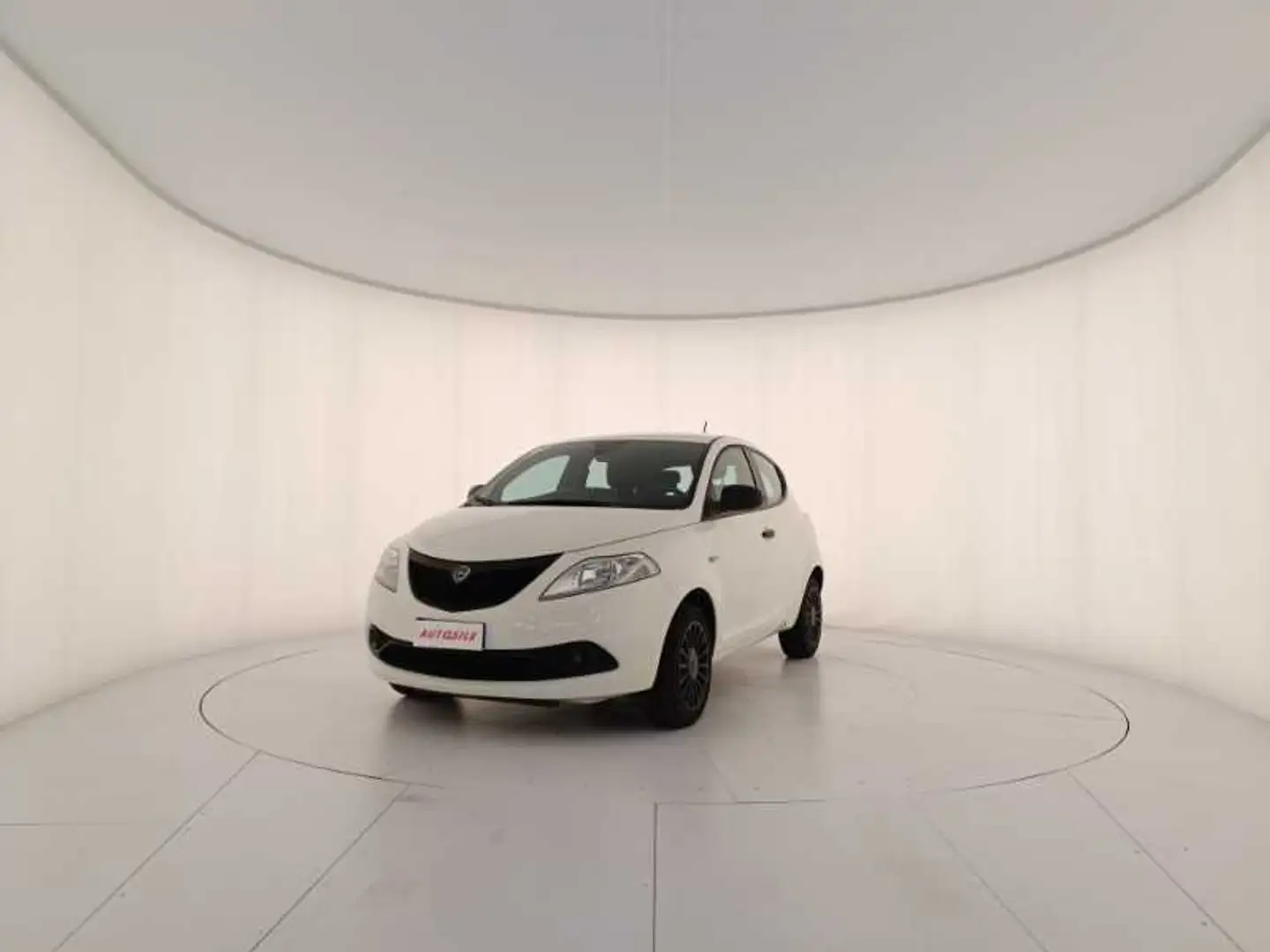 Lancia Ypsilon 5 Porte 1.0 FireFly Hybrid Silver Bianco - 1