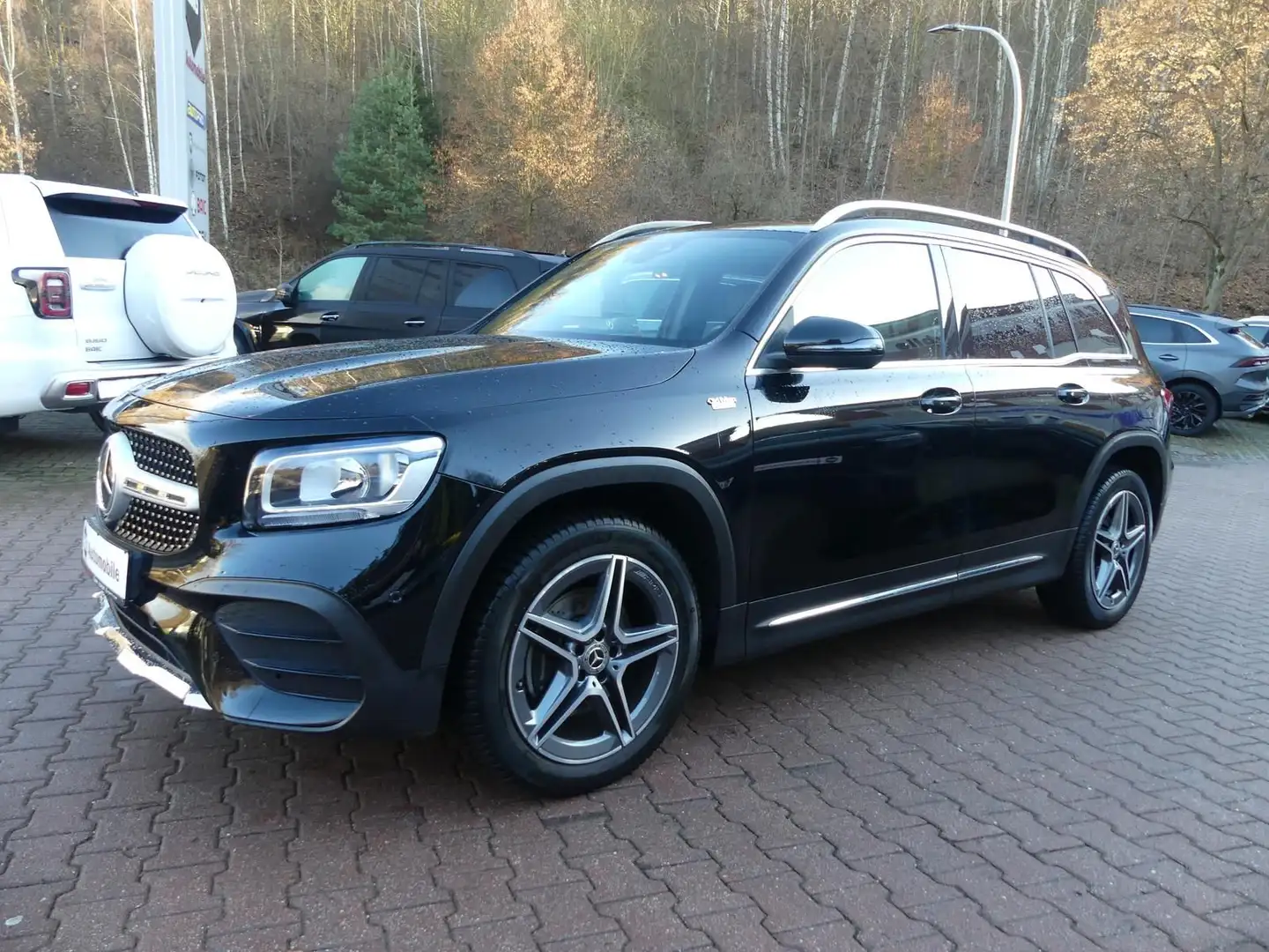 Mercedes-Benz GLB 200 d*2.0*AMG-Line*Kam*Temp*SHZ*DAB*Klimaauto Schwarz - 1