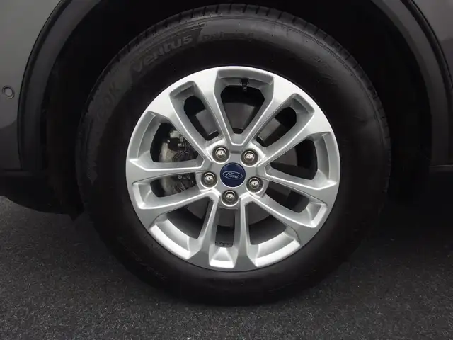 Ford Kuga view 5
