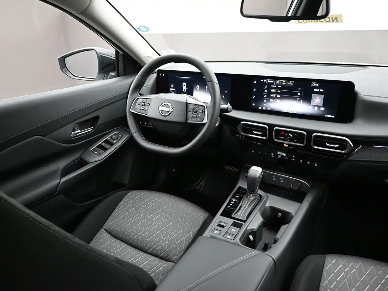 Nissan Sentra fotografie Nissan Sentra