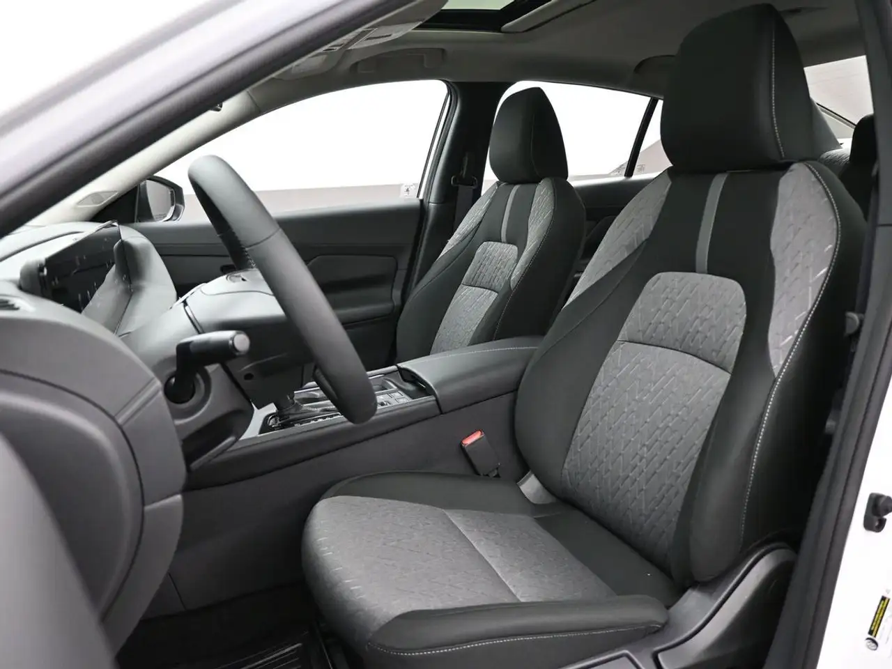 Nissan Sentra fotografie Nissan Sentra