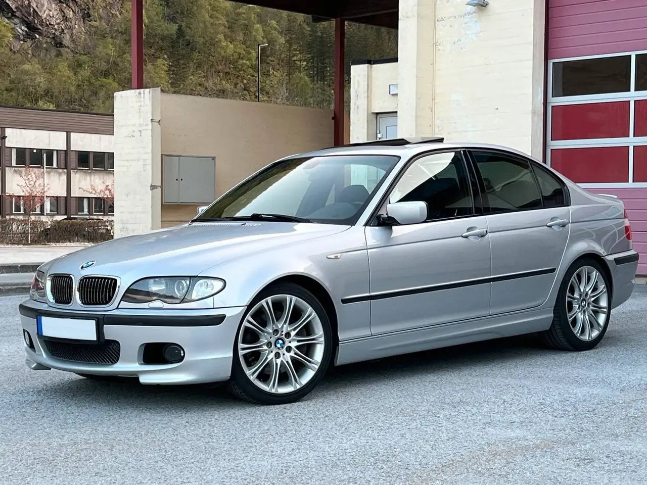 BMW 320i Pack Luxe, foto 1