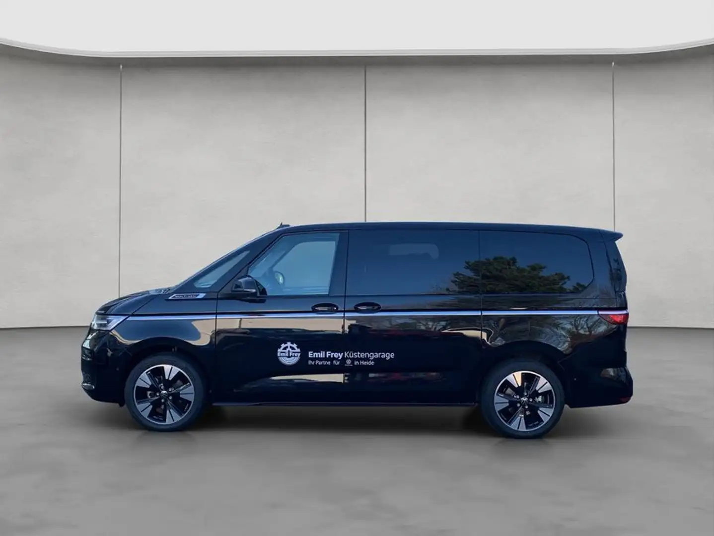 Volkswagen T7 Multivan Style 2,0 TDI SCR 110 kW 7-Gang-DSG Schwarz - 2